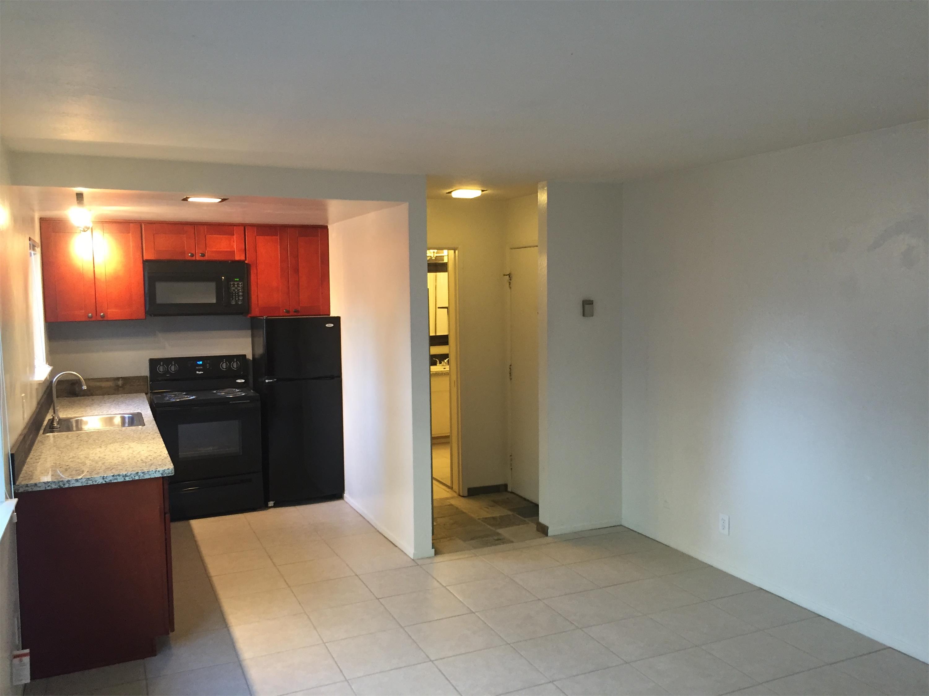 2118 H Street - 07